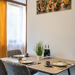 Apartment Sweet 2 *