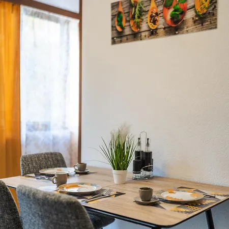 Apartment Sweet 2 *